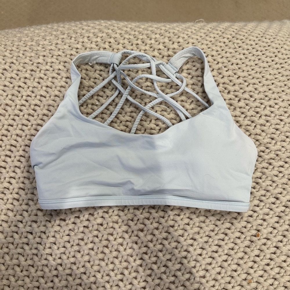 lululemon free to be bra size 4